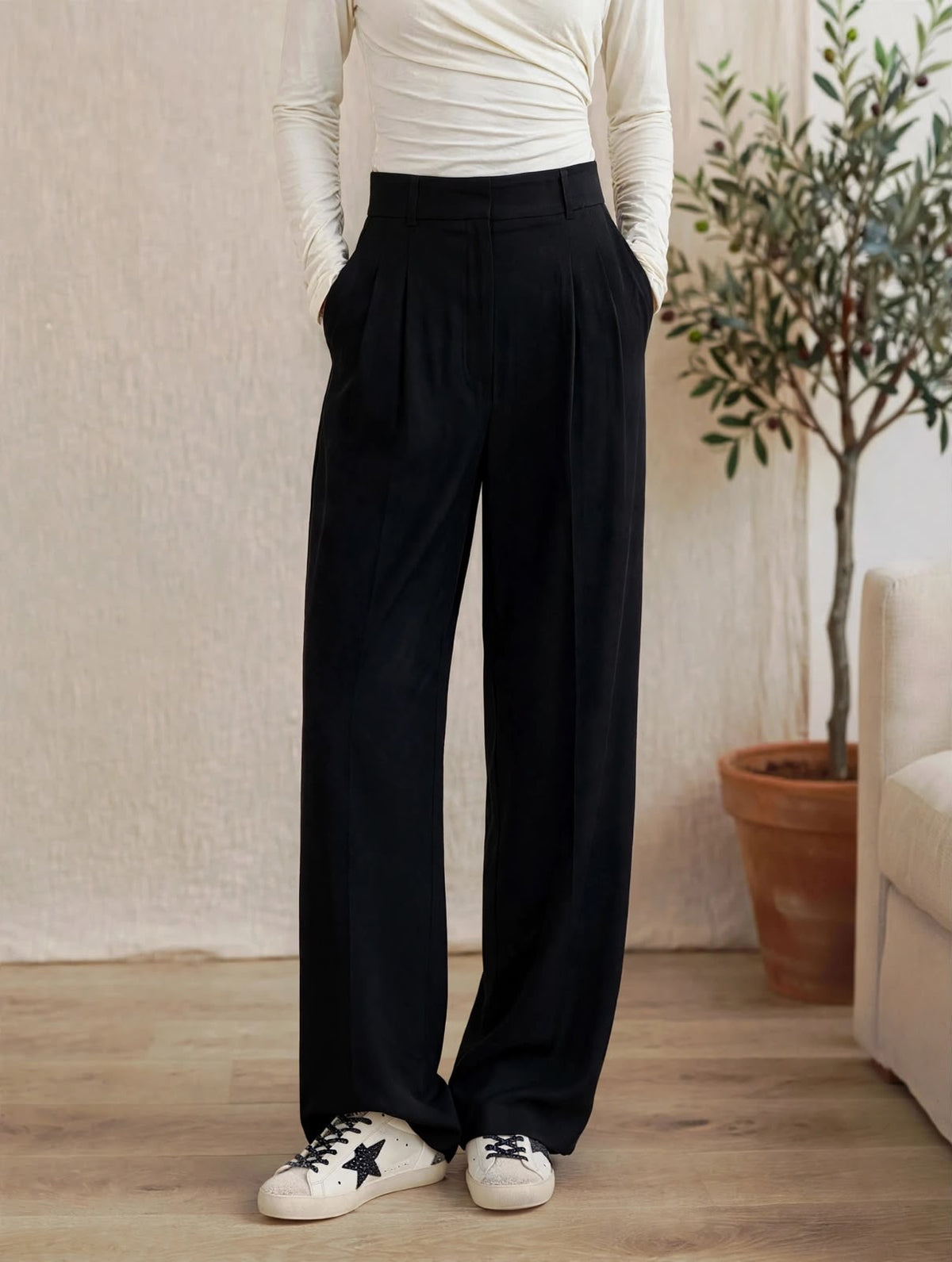 Black Tailored Wide-Leg Trousers